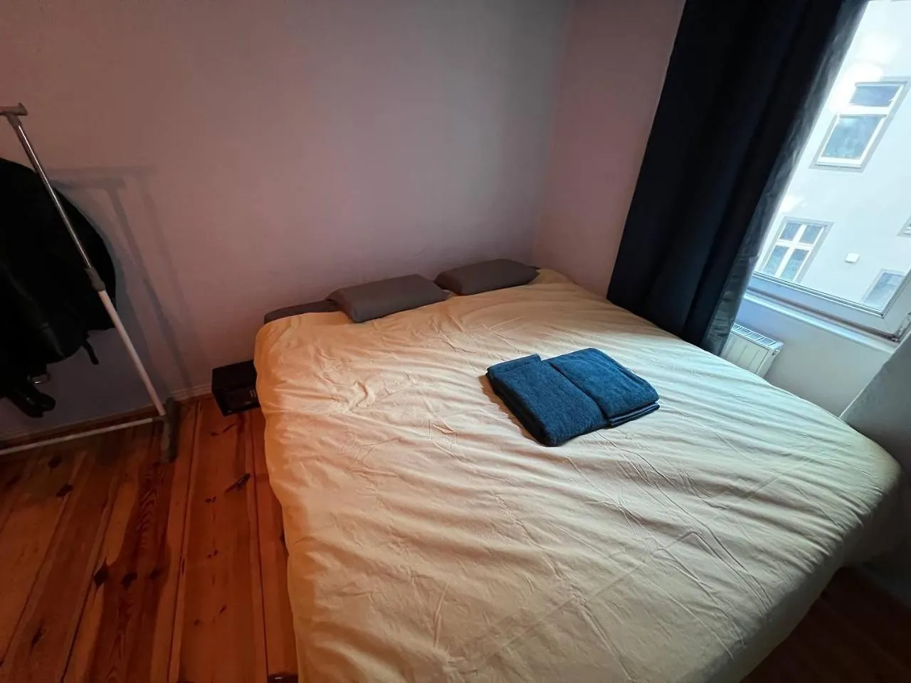 ברלין Stylish 2-Room Apartment With Balcony Next To East Side Gallery