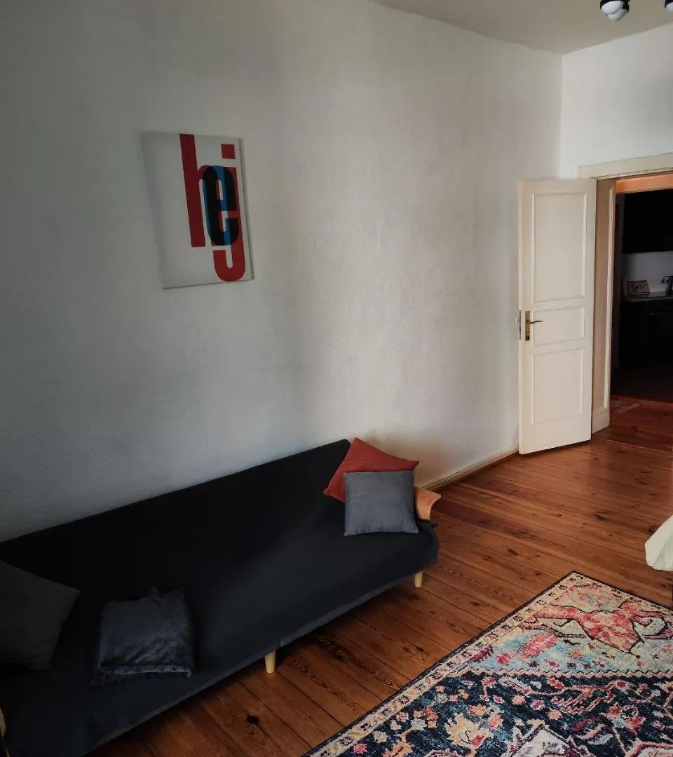 ברלין Stylish 2-Room Apartment With Balcony Next To East Side Gallery