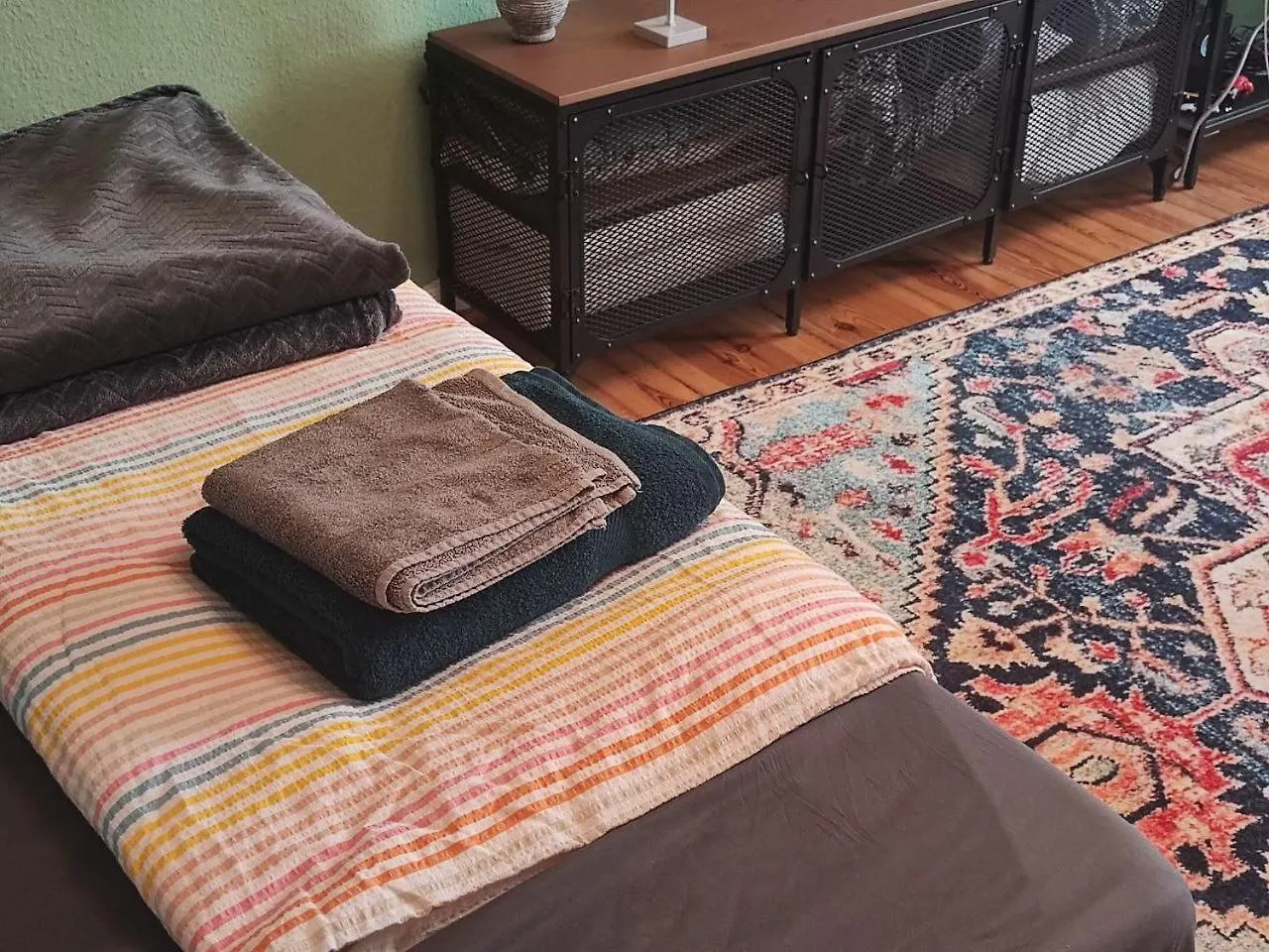 ברלין Stylish 2-Room Apartment With Balcony Next To East Side Gallery 0*,  גרמניה