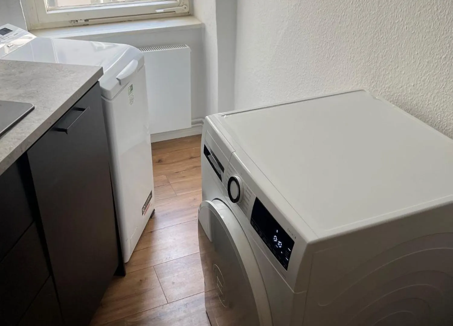 ברלין Stylish 2-Room Apartment With Balcony Next To East Side Gallery 0*,